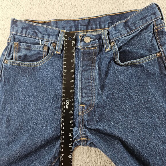 Levis Jeans Mens 32x32 Blue 501 Denim Button Fly Straight Leg - Picture 9 of 16